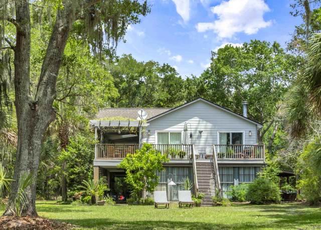 Property at 3627 Holmes Dr, Johns Island, SC 29455, 3 beds, 2.5 baths