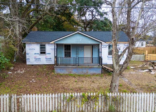 Property at 3995 Gary Dr, North Charleston, SC 29405, 3 beds, 1 bath