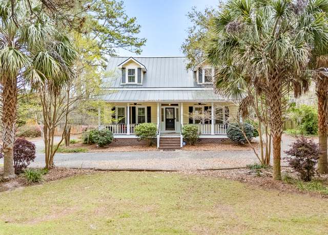 Property at 1034 Orangeburg Rd, Summerville, SC 29483, 4 beds, 3.5 baths