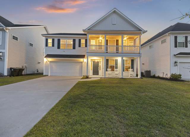Property at 555 Dunswell Dr, Summerville, SC 29486, 4 beds, 3.5 baths
