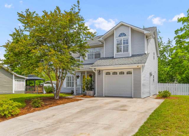 Property at 828 Williamsburg Ln, Charleston, SC 29414, 3 beds, 2.5 baths
