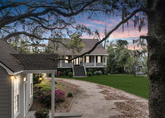Property at 4584 Olde Smoak House Rd, Meggett, SC 29449, 5 beds, 3.5 baths