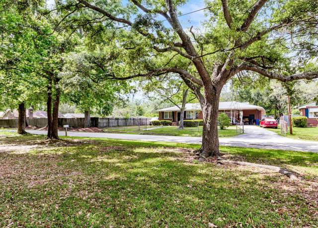 Property at 2919 Fernwood Dr, North Charleston, SC 29406, 3 beds, 2 baths