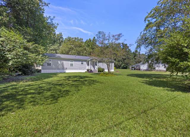 Property at 139 Reed St, Summerville, SC 29483, 3 beds, 2 baths