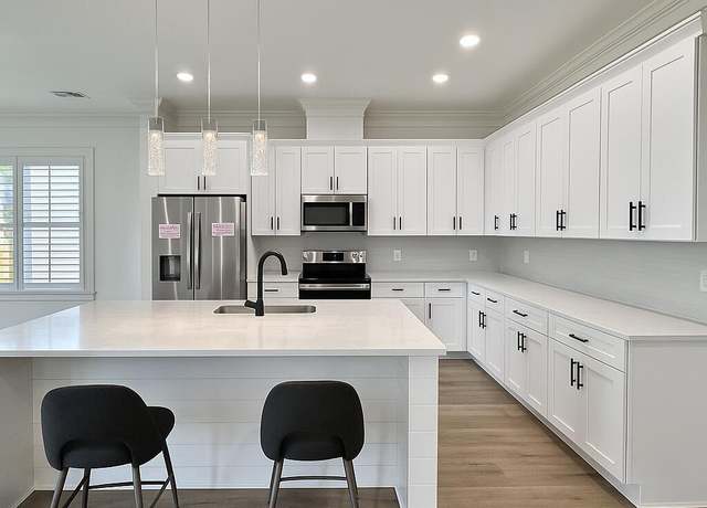 Property at 1906 Gumwood Blvd, North Charleston, SC 29406, 3 beds, 2.5 baths