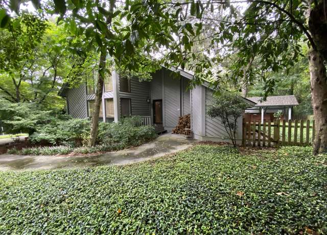 Property at 523 W Carolina Ave, Summerville, SC 29483, 4 beds, 2.5 baths