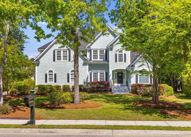 Property at 3500 Maplewood Ln, Mount Pleasant, SC 29466, 5 beds, 4 baths