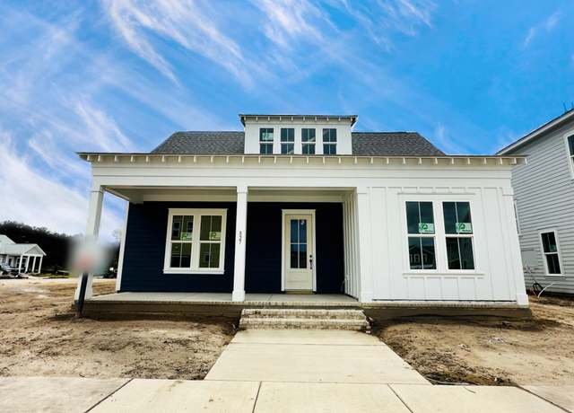 Property at 827 Gentle Breeze Dr, Summerville, SC 29486, 3 beds, 2 baths