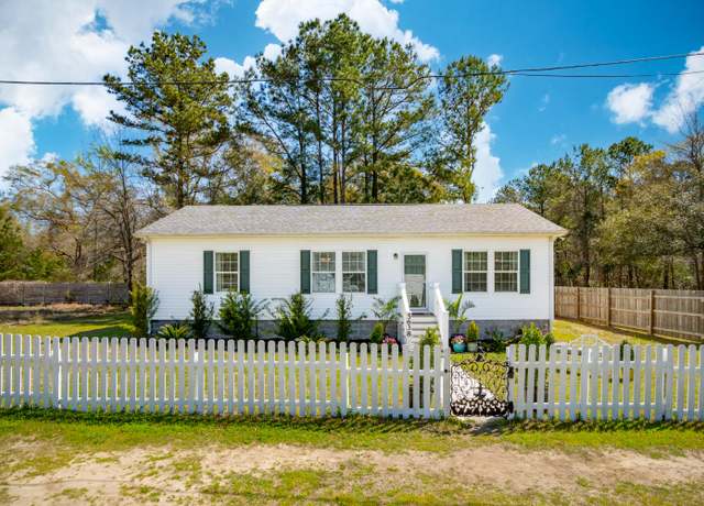 Property at 5638 Dixie Plantation Rd, Hollywood, SC 29449, 3 beds, 2 baths