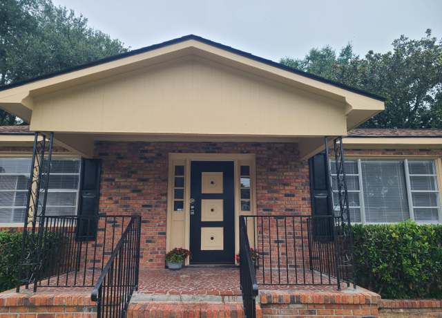 Property at 2016 Spruce Blvd, North Charleston, SC 29406, 3 beds, 2 baths