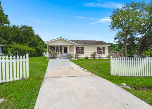 Property at 1108 Colossians Court Ct, Johns Island, SC 29455, 3 beds, 1.5 baths