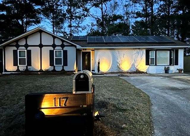 Property at 117 Fripp Ln, Summerville, SC 29483, 3 beds, 2 baths