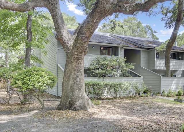 Property at 1208 Village Creek Ln Ln #1, Mount Pleasant, SC 29464, 2 beds, 2 baths