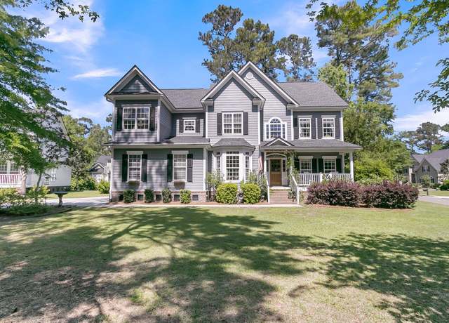 Property at 1828 S James Gregarie Rd, Mount Pleasant, SC 29466, 4 beds, 2.5 baths