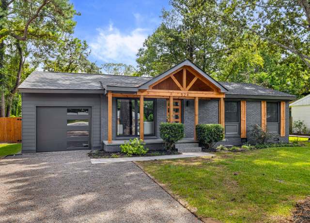 Property at 524 Carpenter St, Charleston, SC 29412, 4 beds, 3 baths