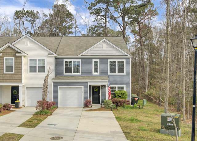 Property at 127 Rosefield Ct, Summerville, SC 29485, 5 beds, 3.5 baths