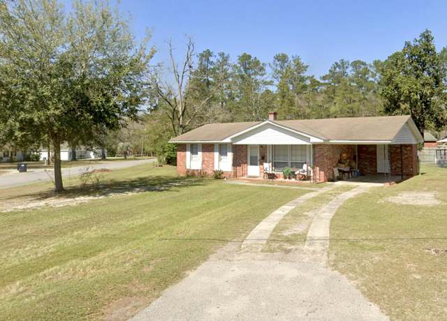 Property at 506 Ellis St, Hampton, SC 29924, 3 beds, 1.5 baths