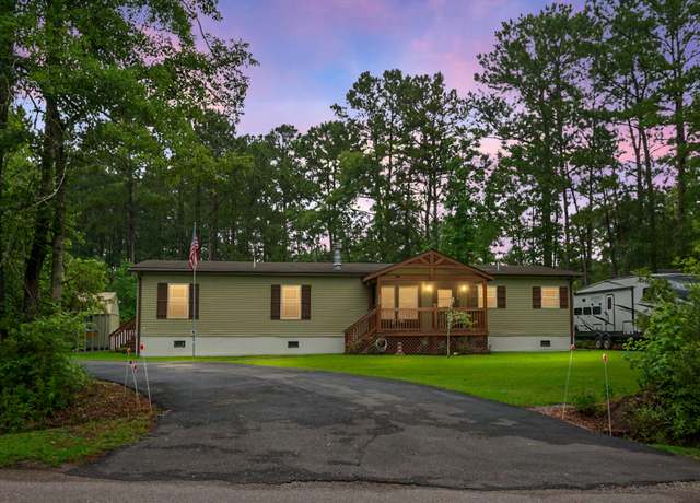 Property at 222 Sinclair Rd, Summerville, SC 29483, 3 beds, 2 baths