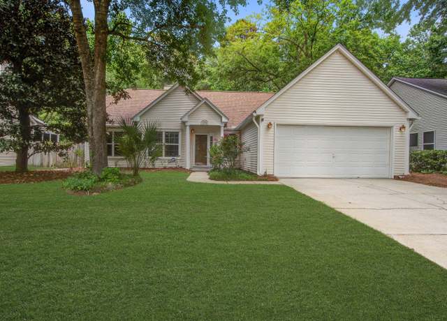 Property at 2154 Country Manor Dr Dr, Mount Pleasant, SC 29466, 3 beds, 2 baths