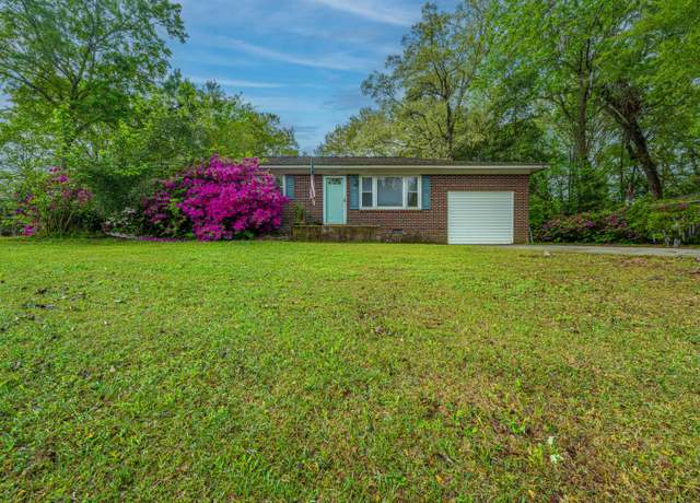 Property at 1121 Inverness Ln, Hanahan, SC 29410, 4 beds, 2.5 baths