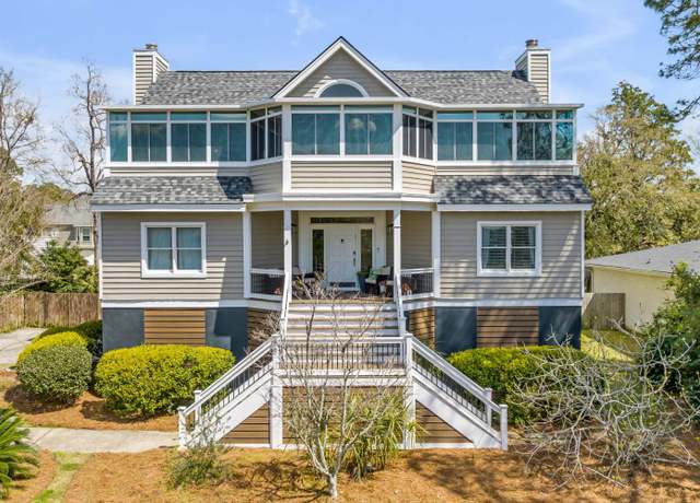 Property at 28 Rebellion Rd, Charleston, SC 29407, 4 beds, 2.5 baths