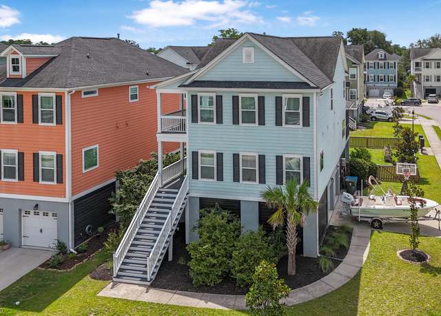 Property at 307 Morning Marsh Ln, Charleston, SC 29492, 4 beds, 3.5 baths