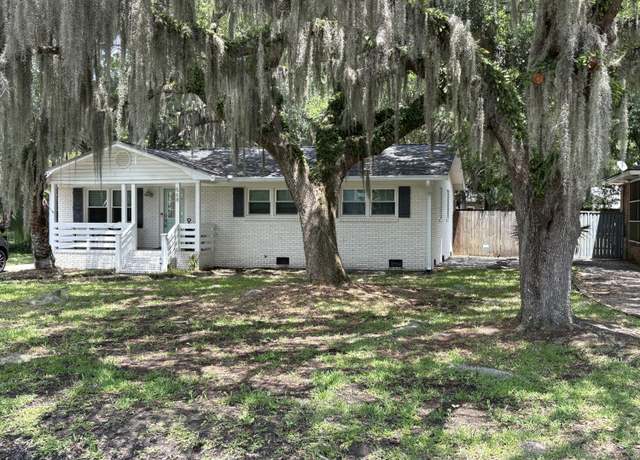 Property at 568 Kell Pl, Charleston, SC 29412, 3 beds, 2 baths