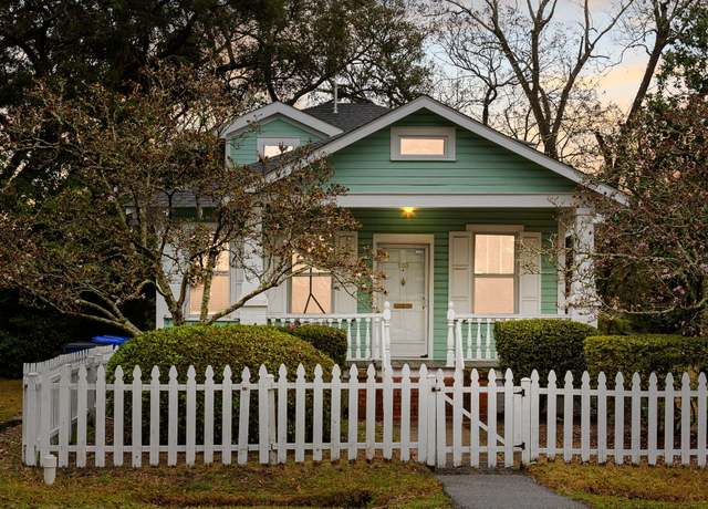 Property at 103 Tall Oak Ave, Charleston, SC 29407, 5 beds, 3 baths