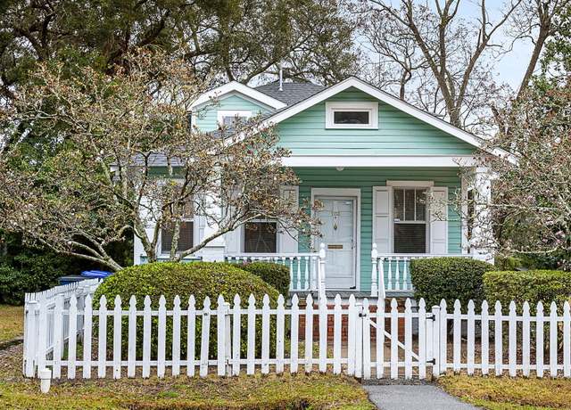 Property at 103 Tall Oak Ave, Charleston, SC 29407, 5 beds, 3 baths