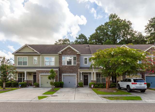 Property at 858 Bibury Ct, Charleston, SC 29414, 3 beds, 2.5 baths