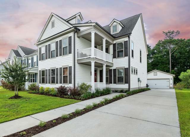 Property at 2234 Kemmerlin St, Johns Island, SC 29455, 4 beds, 3.5 baths