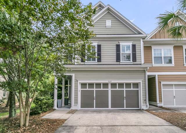 Property at 2028 Kings Gate Ln, Mount Pleasant, SC 29466, 3 beds, 2.5 baths