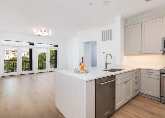 Property at 21 George St #206, Charleston, SC 29401, 2 beds, 2 baths