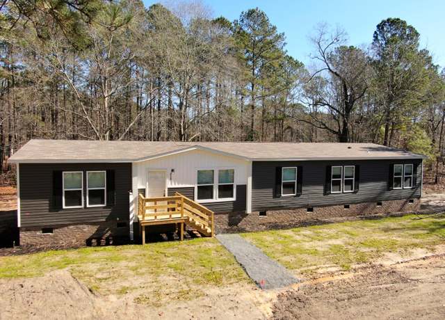 Property at 928 Tiger Loop, Saint Stephen, SC 29479, 5 beds, 3 baths