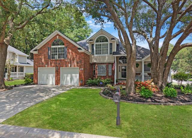 Property at 482 Planters Trace Dr, Charleston, SC 29412, 5 beds, 2.5 baths