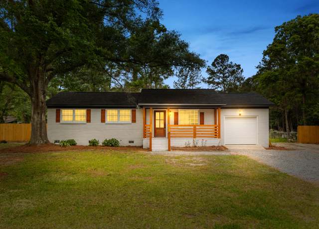 Property at 346 Horseshoe Rd, Moncks Corner, SC 29461, 3 beds, 2 baths