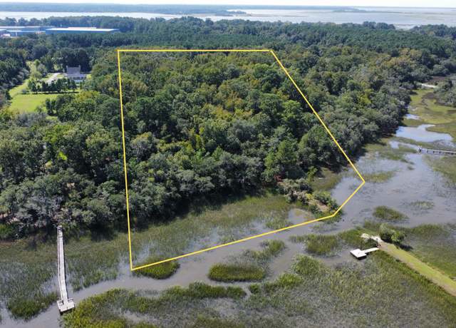 Property at 6444 St Anthony Dr, Hollywood, SC 29449