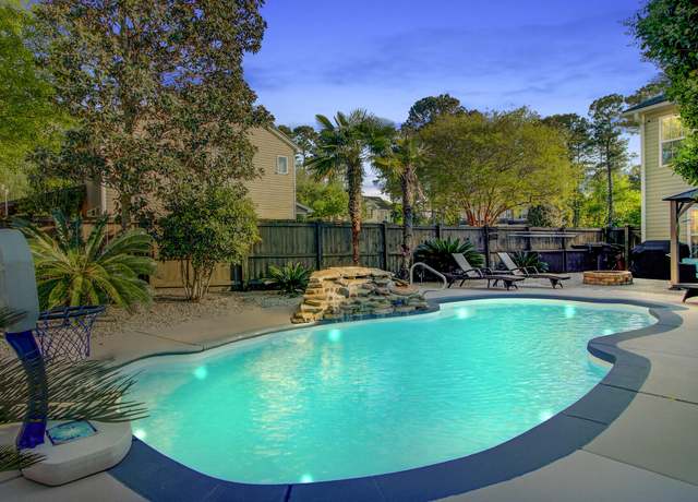 Property at 101 Writing Ct, Ladson, SC 29456, 5 beds, 3.5 baths