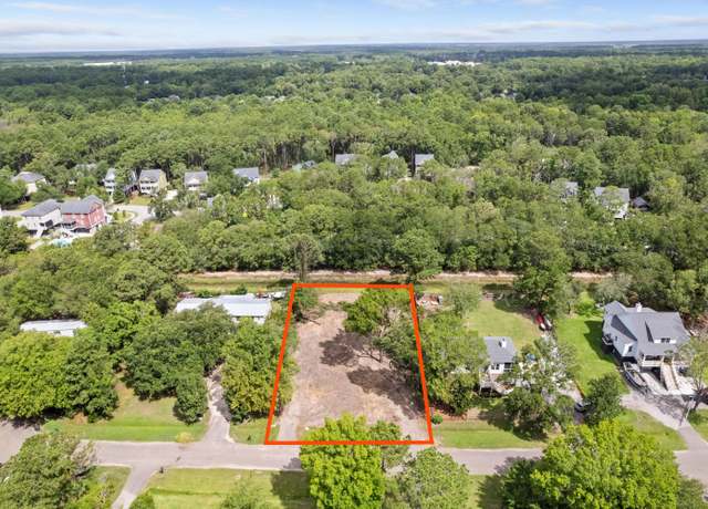Property at 3638 Zacoma Dr, Mount Pleasant, SC 29466