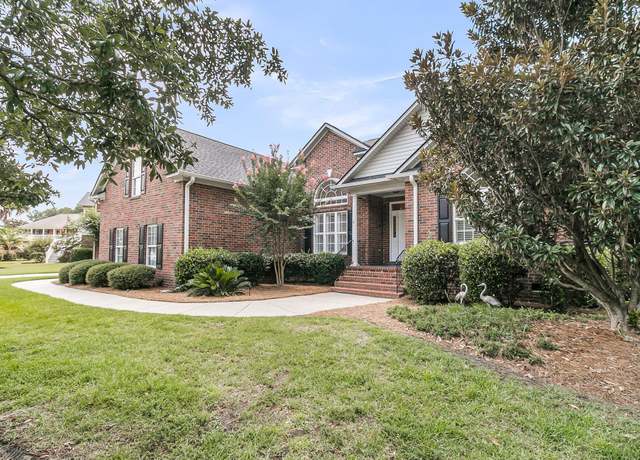 Property at 142 Welchman Ave, Goose Creek, SC 29445, 4 beds, 2.5 baths