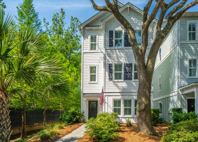 Property at 977 Warrick Oaks Ln, Mount Pleasant, SC 29464, 3 beds, 3.5 baths