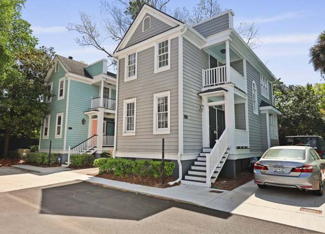 Property at 108 Smith St Unit 108-I, Charleston, SC 29403, 2 beds, 2.5 baths
