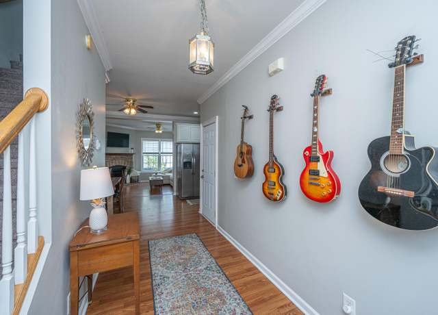 Property at 118 Congress St Unit B, Charleston, SC 29403, 2 beds, 2.5 baths
