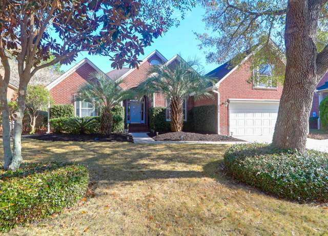 Property at 2707 Waterpointe Circle Cir, Mount Pleasant, SC 29466, 4 beds, 2.5 baths