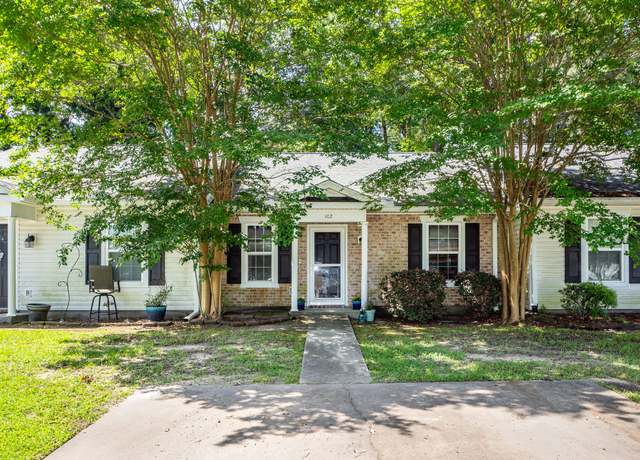Property at 102 Sandy Hook Ct, Summerville, SC 29486, 2 beds, 2 baths