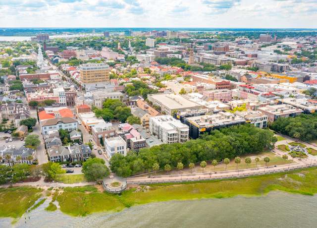 Property at 5 Middle Atlantic Wharf Unit 3a, Charleston, SC 29401, 3 beds, 2.5 baths