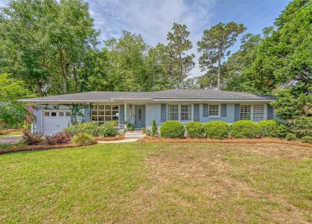 Property at 803 Burnett Dr, Charleston, SC 29412, 3 beds, 2 baths
