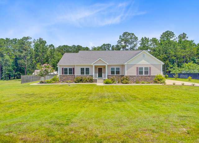 Property at 708 Tierra Loop, Summerville, SC 29483, 5 beds, 4.5 baths