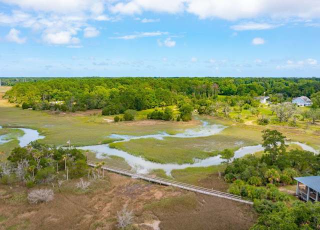 Property at 328 Maggie Rd, Mount Pleasant, SC 29464