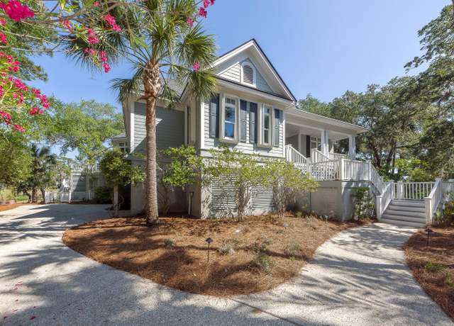 Property at 3064 Marshgate Dr, Seabrook Island, SC 29455, 3 beds, 3.5 baths